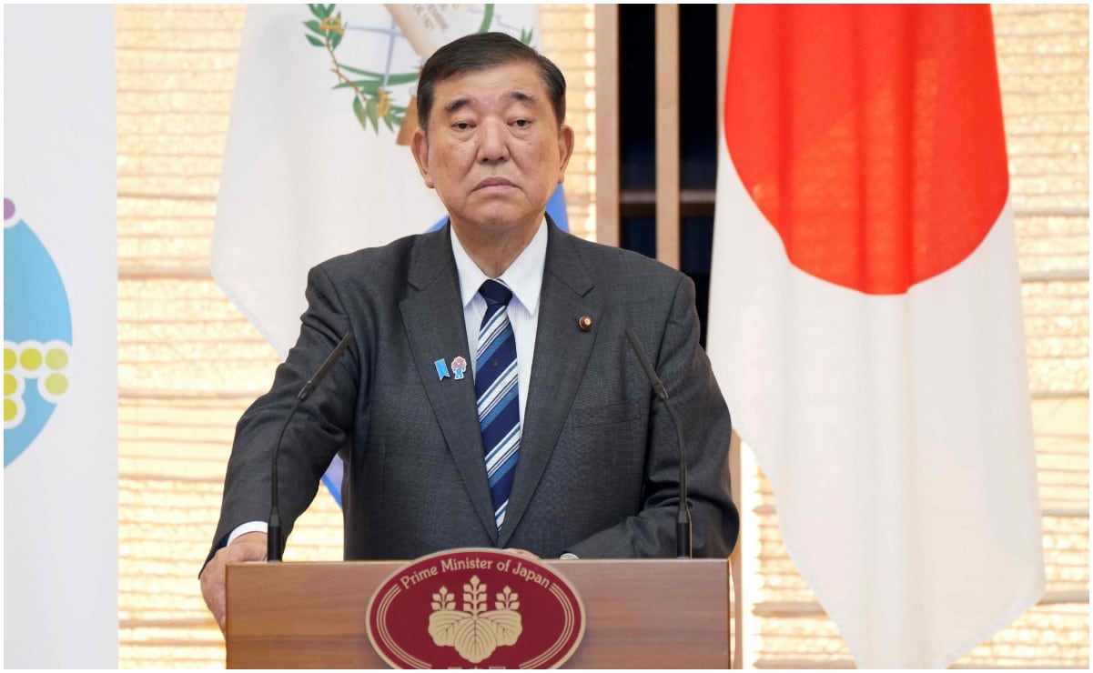 Coalición de gobierno japonés sufre debacle en elecciones parlamentarias; primer ministro se aferra al cargo