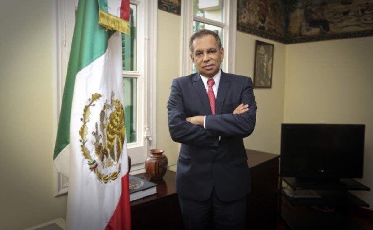 Buena y cordial, charla con Trump: Presidenta