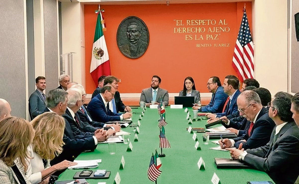 Fiscalía investiga muerte de dos niñas en enfrentamiento 