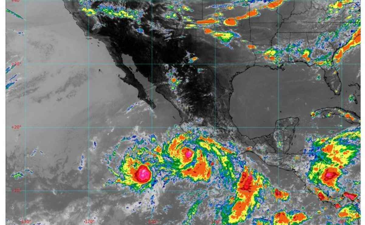 Atenderán daños a autos por lluvias; Brugada anuncia módulo en Iztapalapa para apoyar a afectados