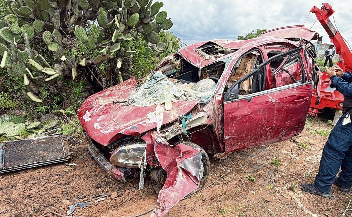 Municipio en Hidalgo busca a joven desaparecido tras intensas lluvias del domingo; conducía su vehículo cuando fue arrastrado por la corriente