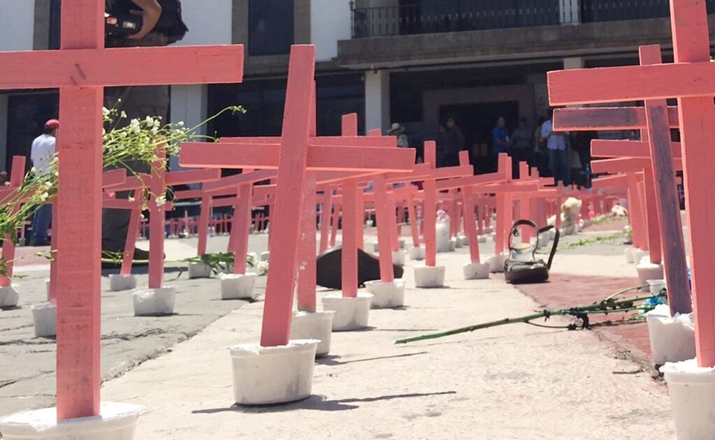 Recuperan seis vehículos con reporte de robo en Culiacán; detienen a un presunto delincuente 