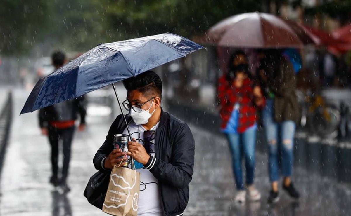Ejecutivo va contra refresqueras en el Paquete Económico 2026; reforma a Ley Aduanera causará “mucho escozor”: Godoy