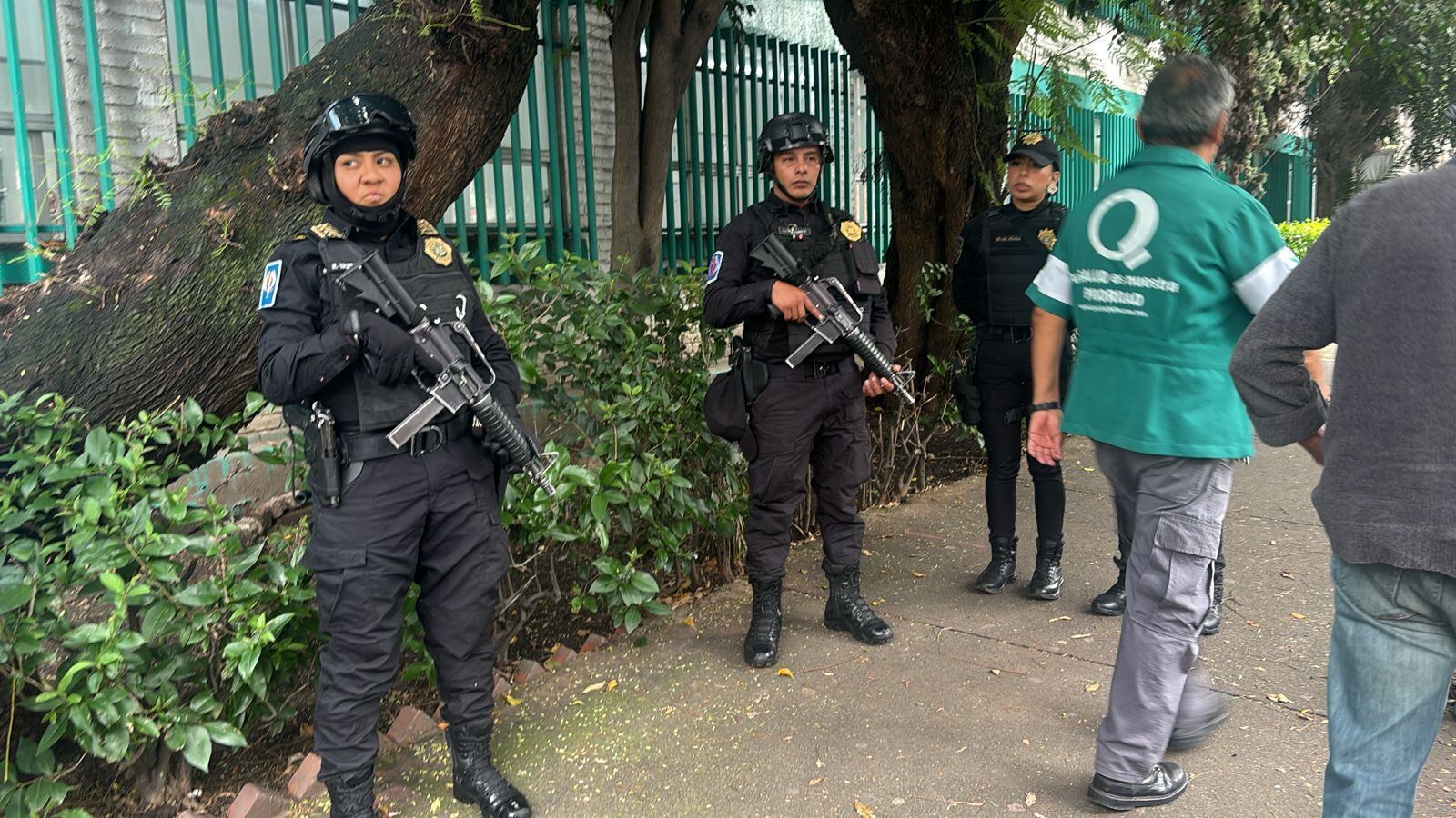 Fallece director de grupo musical en plena presentación en Sonora 
