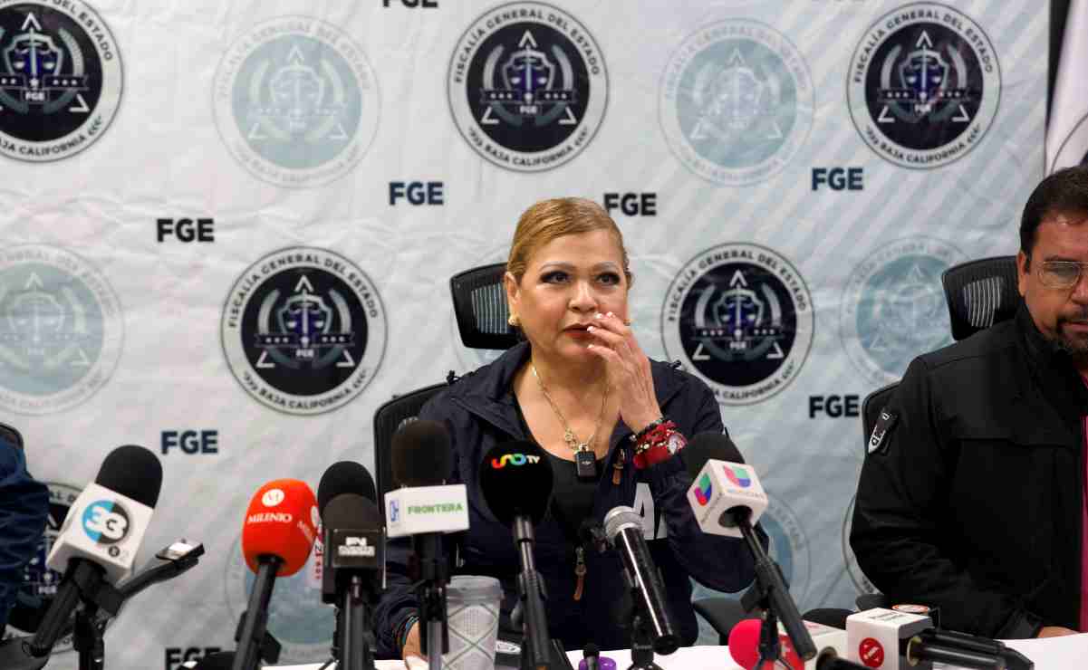 Atacan con explosivos Unidad Antisecuestros de la Fiscalía de Baja California; vehículos resultan dañados