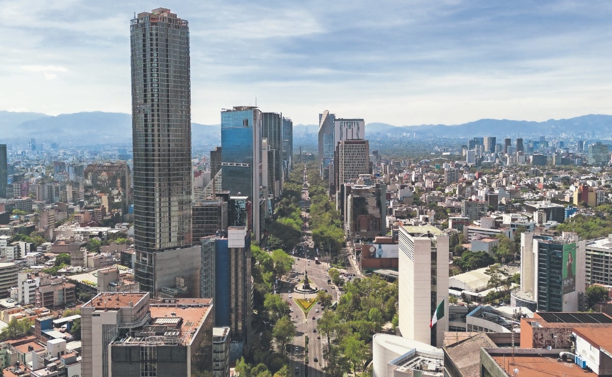 Charles Leclerc causa revuelo en redes tras pedirle matrimonio a su novia Alexandra Saint Mleux