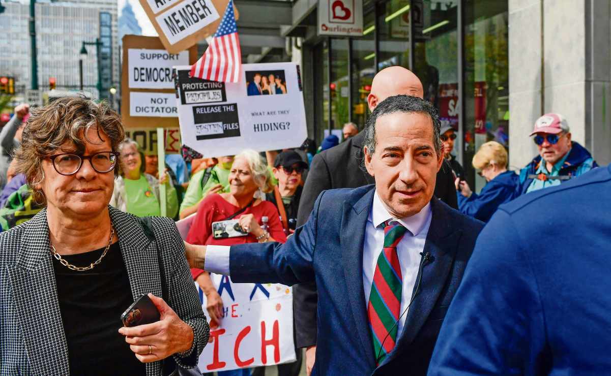 Congreso de Michoacán recibe propuesta para que Grecia Quiroz, viuda de Carlos Manzo, sea alcaldesa interina de Uruapan