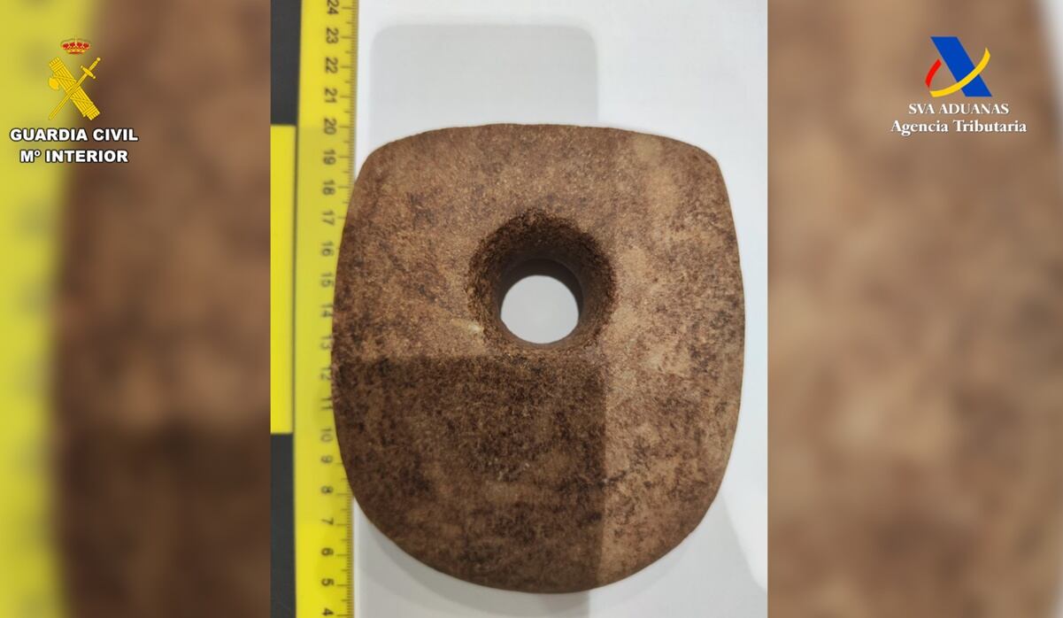 Laura Pausini le regala una canción inédita al Papa León XIV durante un encuentro en el Vaticano