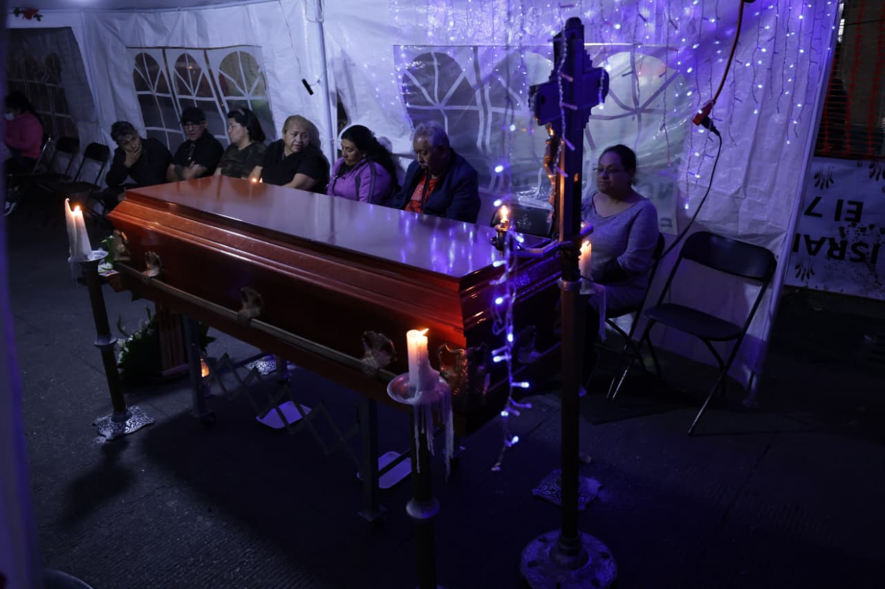 Sector Salud lamenta la muerte de Cristina Calvillo y Julián García, pareja de médicos mexicanos, en tormenta de nieve en Chile