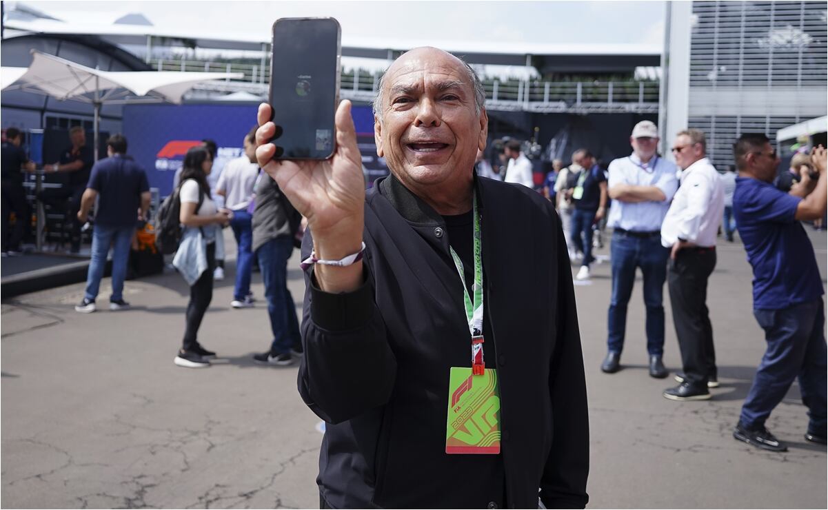 FOTOS: Marchan por Día del Trabajo; exigen cancelación de Afores y contra reforma a Ley del ISSSTE