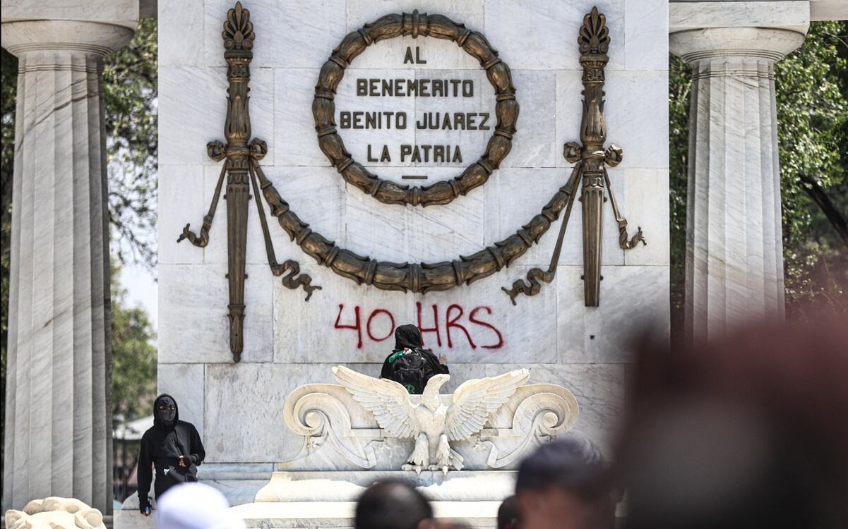 Inmigrantes en centro de detención de Texas deletrean 