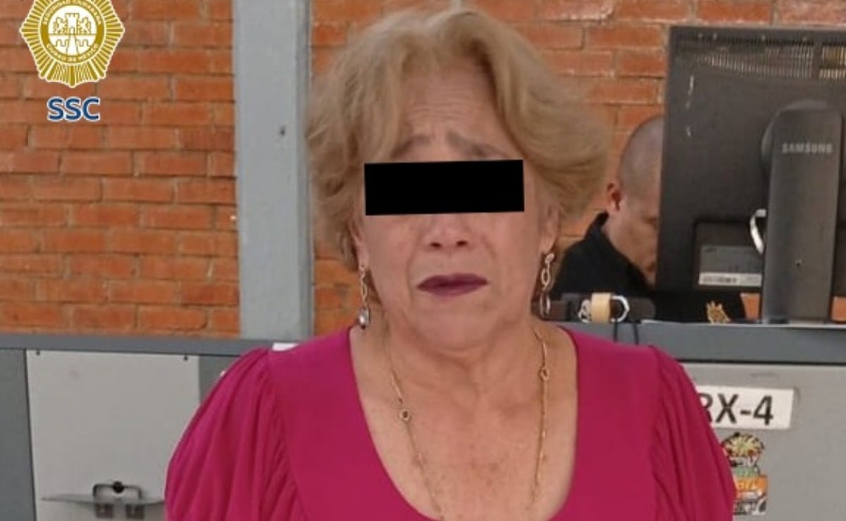 Yolanda Andrade da, en 35 fotos, el mundo que le gusta