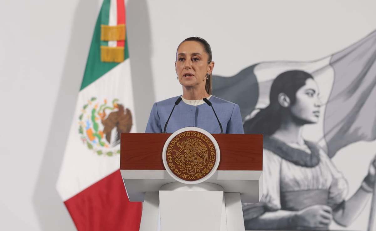 Se gradúan y son condecorados por labor en pandemia
