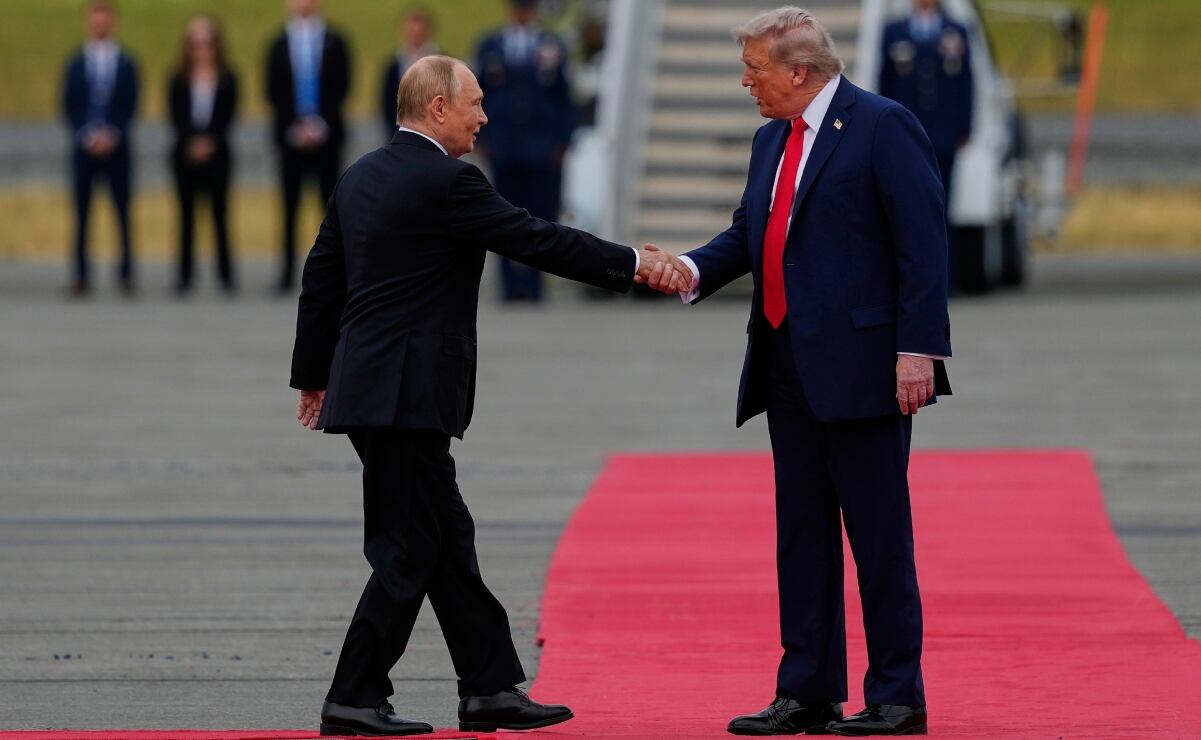 Cumbre Trump-Putin en Alaska; encuentro ya no será a solas entre los mandatarios; se reunirán con sus asesores