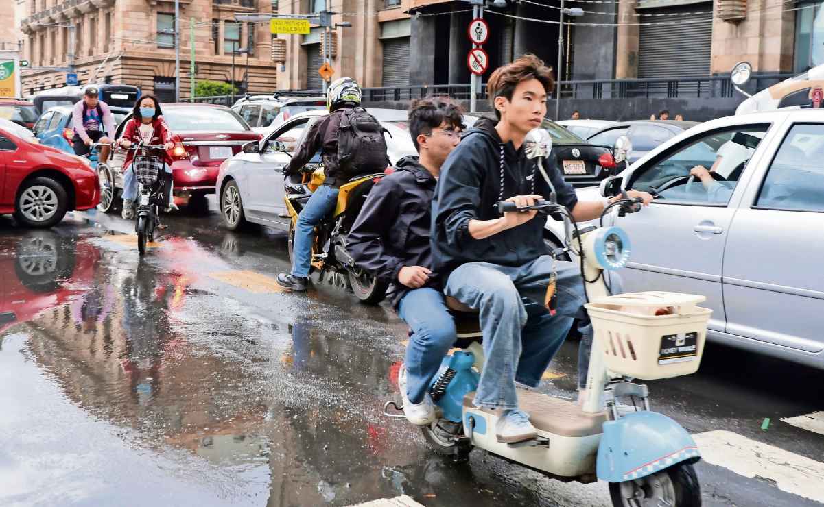 ¡No salgas sin el paraguas! Activan alerta amarilla por lluvias fuertes y caída de granizo en 8 alcaldías de CDMX 