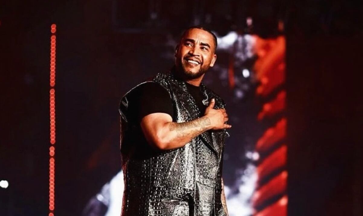 La vez que Adele detuvo uno de sus conciertos para celebrar el 16 de septiembre: 