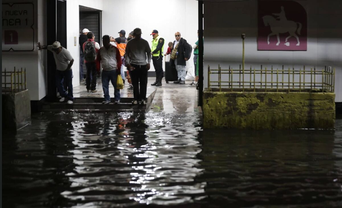 Fuertes lluvias afectan a 16 alcaldías con 47 encharcamientos y 21 árboles caídos