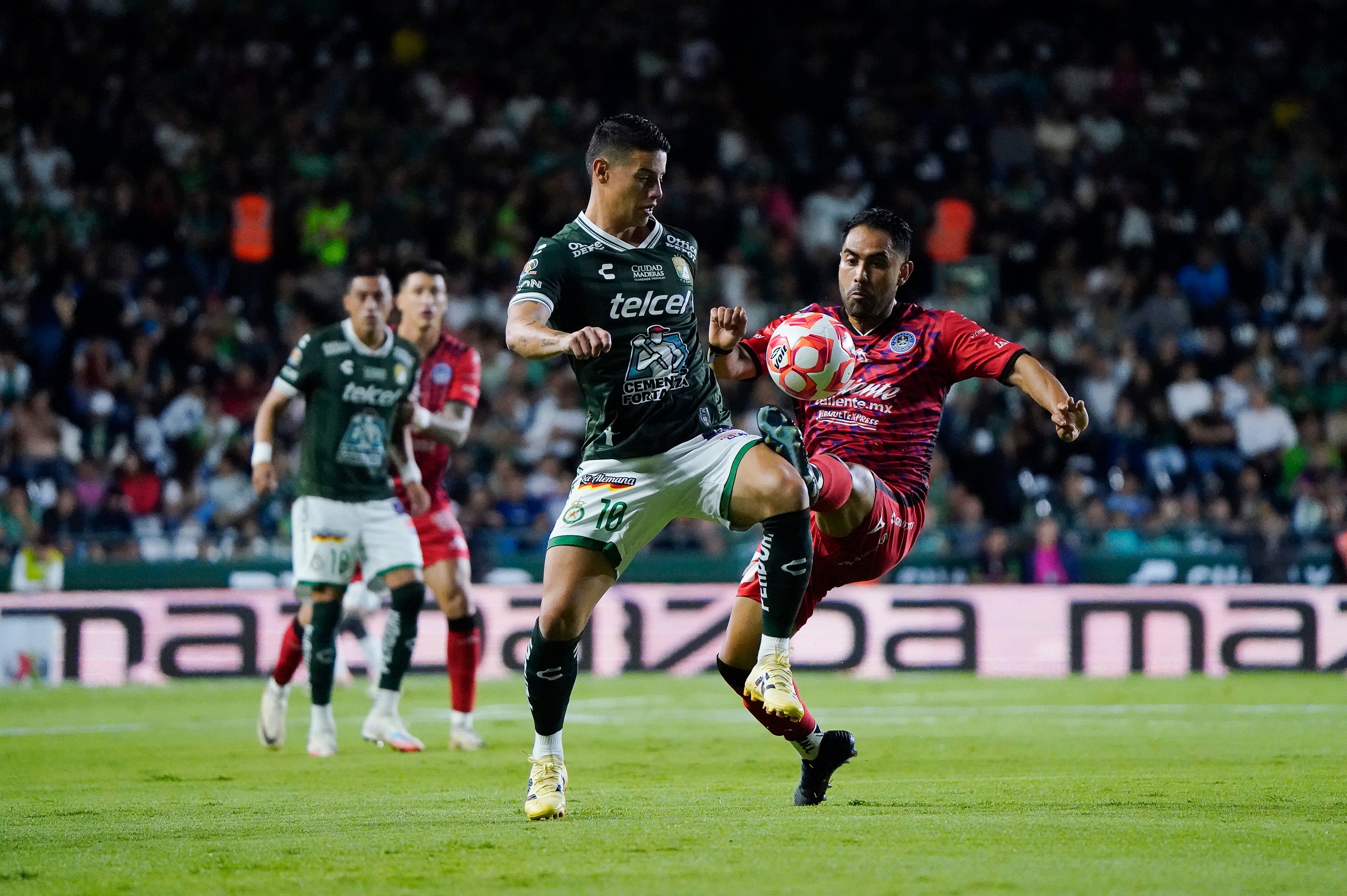 Resultado: Chivas se vengó de Fernando Gago con triunfo sobre el Necaxa