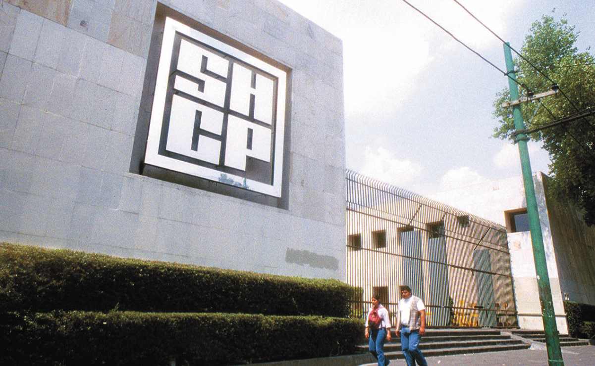 David Toscana escribe de tragedias y perdedores