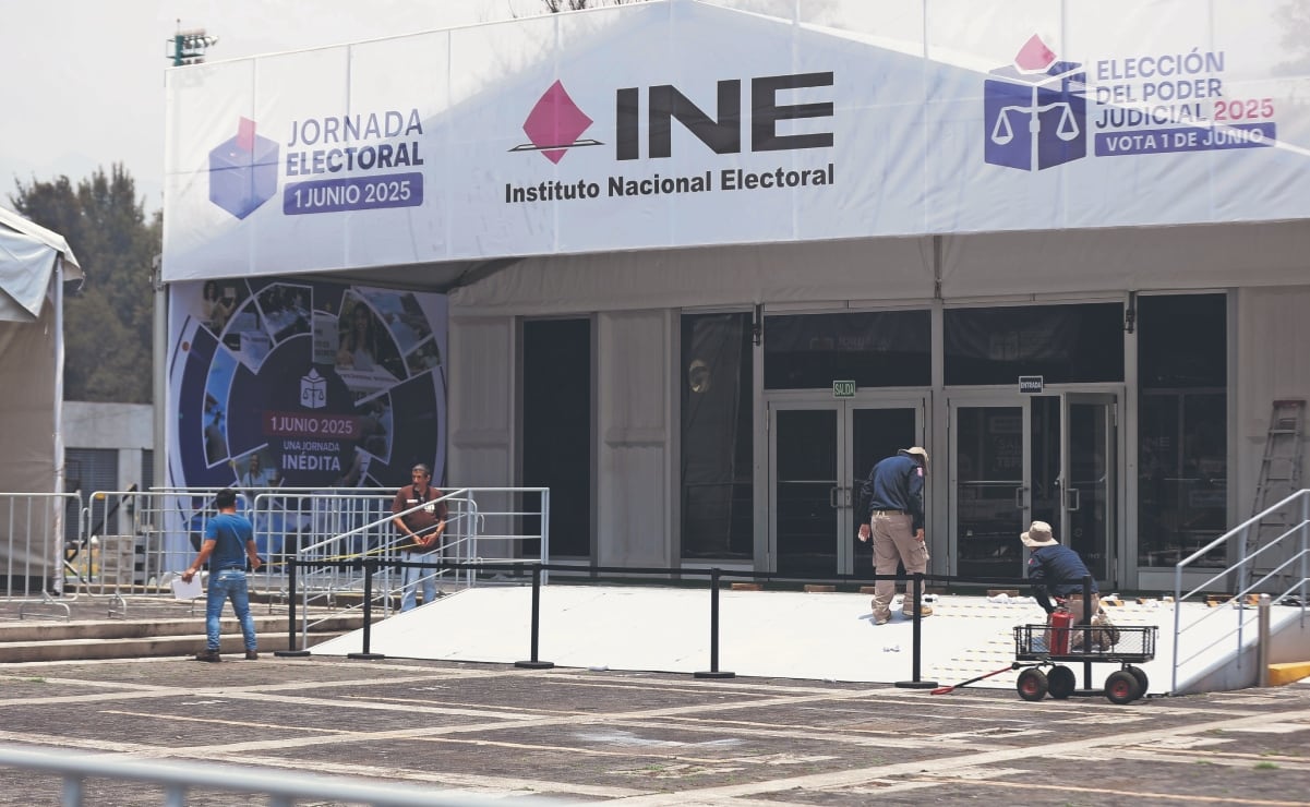 Alcaldía Benito Juárez retira más de una tonelada de cables y 50 postes inservibles en 3 colonias; representaban un riesgo para peatones
