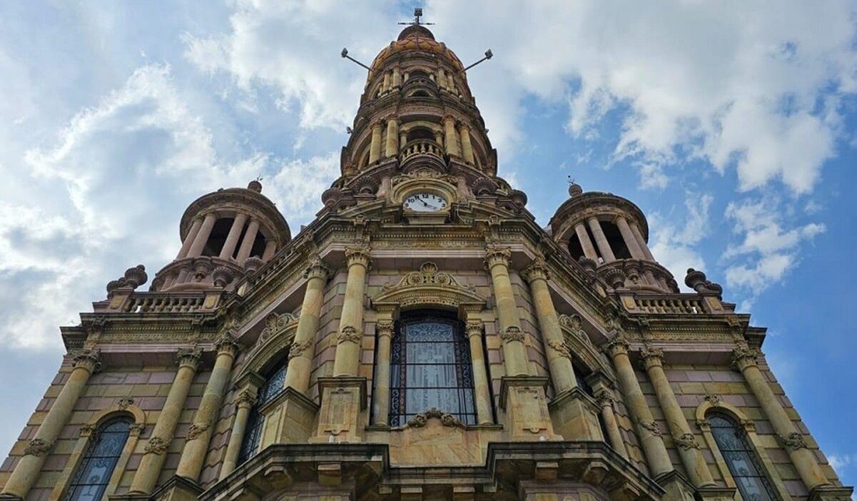 Suprema Corte avala embargo de Afores para pensión alimenticia; prioriza derecho de menores