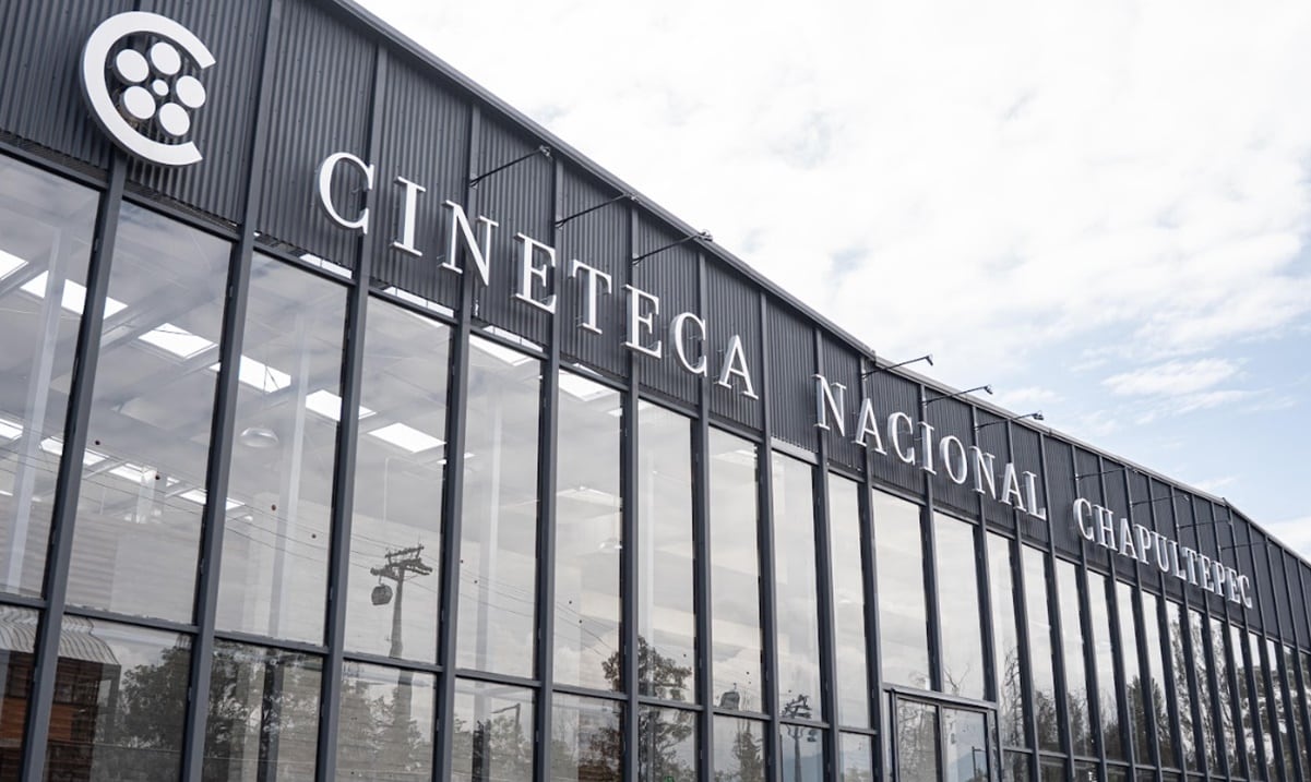 Christian Nodal confirma boda con Ángela en Roma; 