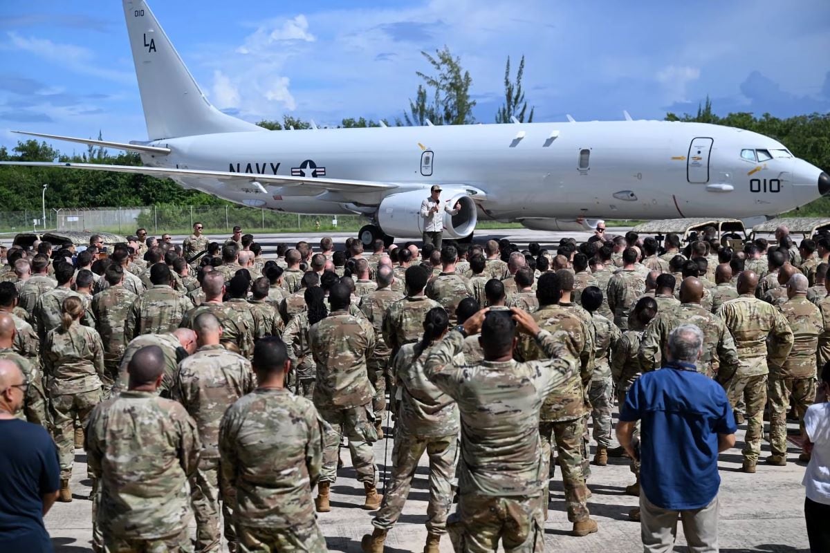 EU anuncia inicio de operación Midway Blitz contra migrantes en Chicago; van por 