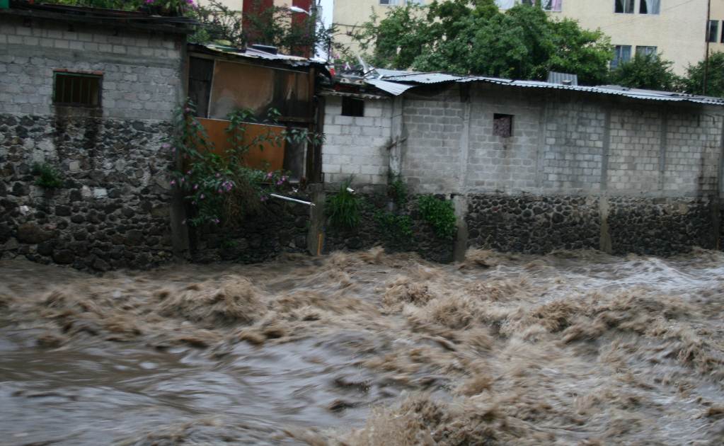 Morena abre centro de acopio para afectados por lluvias en cinco estados; revisa aquí qué puedes donar