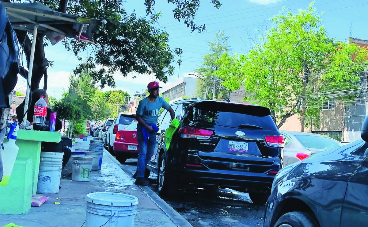 Retiran dos toneladas de basura de la Presa de Dolores en jornada de limpieza en Chapultepec