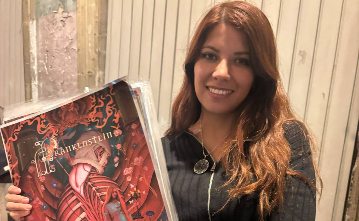 Lupita Villalobos vive momento polémico con fanática en presentación en vivo