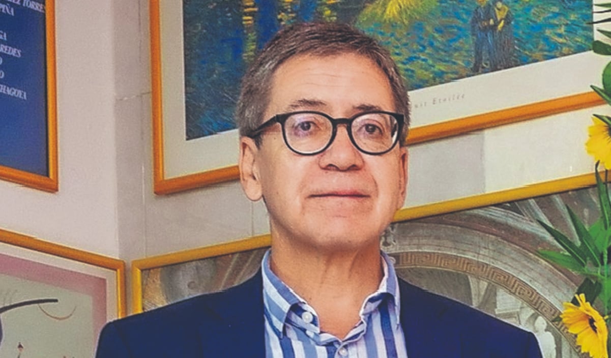 Juan Gabriel en Bellas Artes: La polémica detrás de su primer concierto en el recinto y el vínculo con Salinas de Gortari