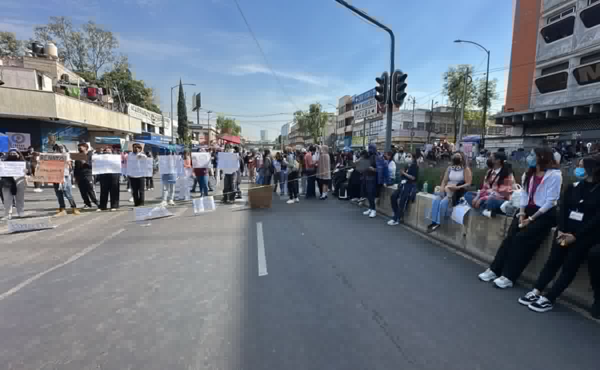 Tras hallazgo de vestigios arqueológicos en obra de la Calzada Flotante, INAH asegura que no se cancelará el proyecto