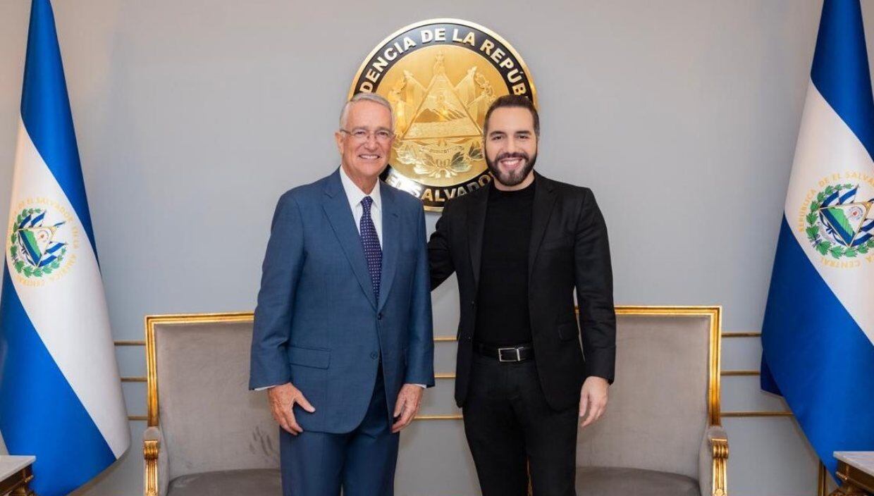 Desde el G7 en Canadá, de la Fuente llama a fortalecerconectividad marítima; pide guiarse por el derecho del mar