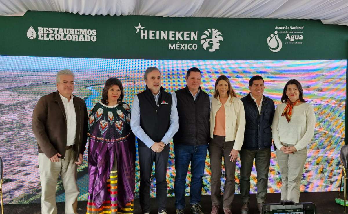 Inicia temporada de Nochebuenas 2025; Sedema CDMX impulsa producción y venta directa de casi 2 millones de plantas