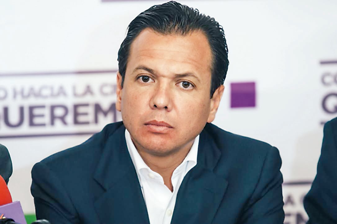 El Ángel de la Independencia se llena de aficionados de Cruz Azul para festejar el título de Concachampions