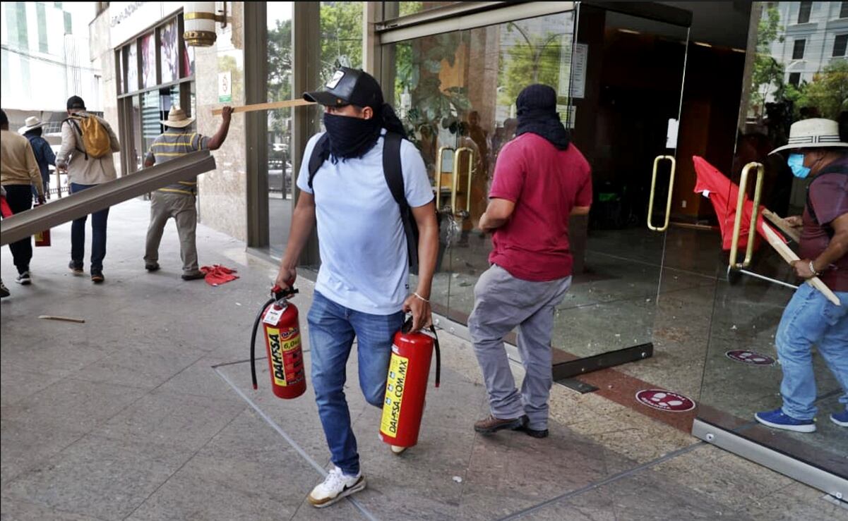 Ministros heredarán rezago, bajo amenaza de destitución