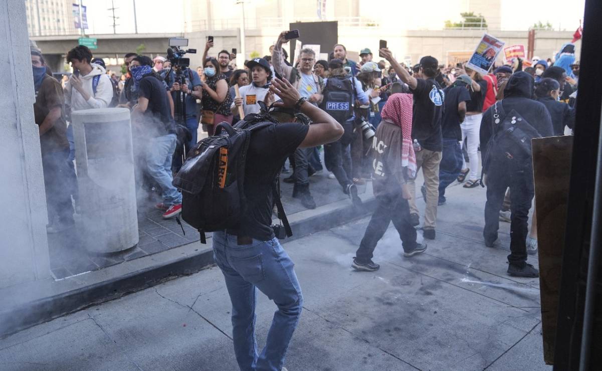 Persecución y balacera deja un muerto y dos policías heridos en dos municipios de Nuevo León; hay 7 detenidos