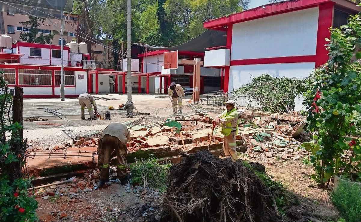 Rescatan a hombre arrastrado por corriente de agua en Hidalgo; no presenta lesiones graves