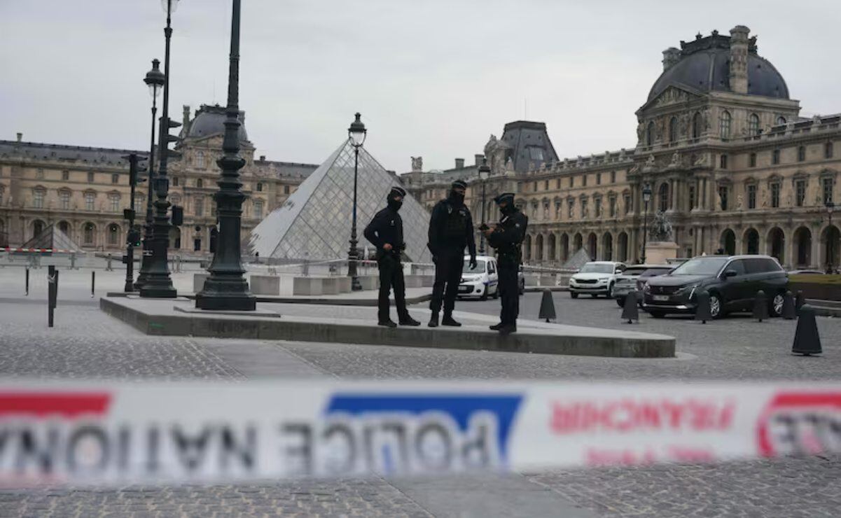 VIDEO Así fue el momento exacto de la explosión en restaurante cercano al Monumento a la Revolución
