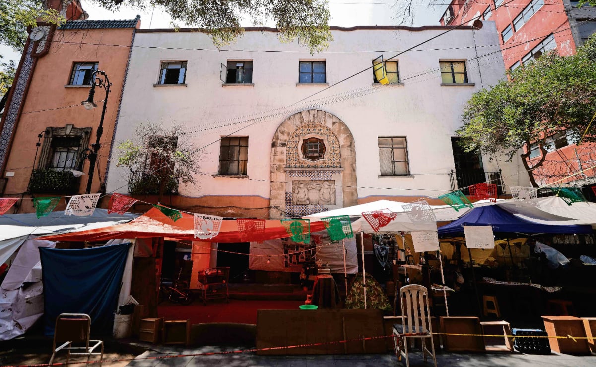 Character AI prohibirá que menores de edad chateen con IA tras suicidio de un adolescente en EU