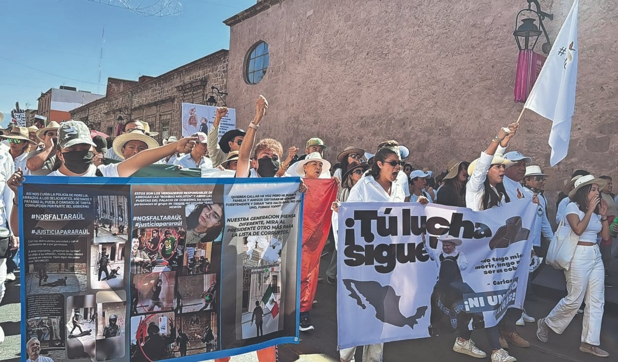 Protestan entre sombreros, Generación Z y petardos 