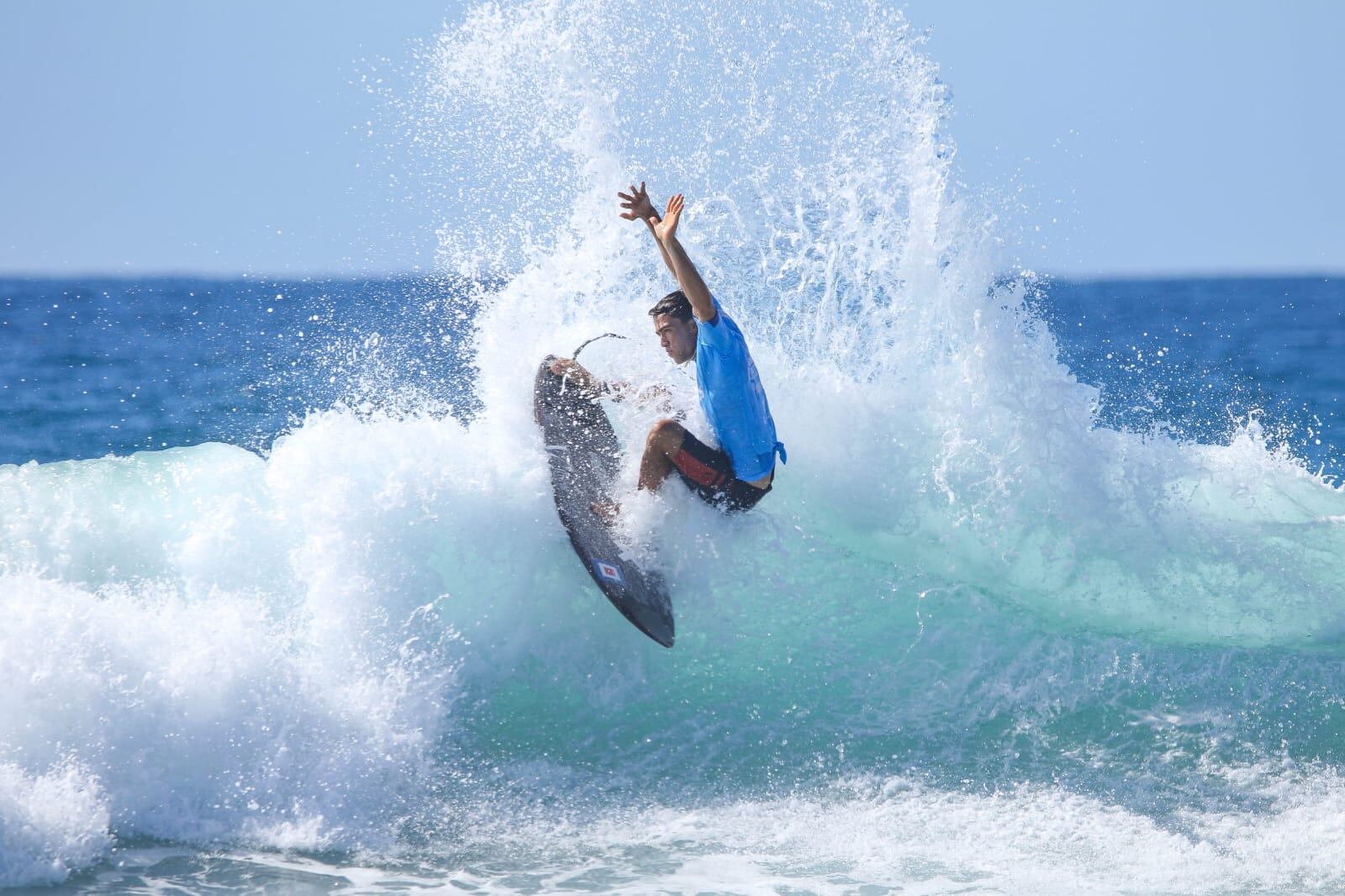 Encuentro entre Belinda y Cazzu desata épica ola de memes; así reaccionaron en X