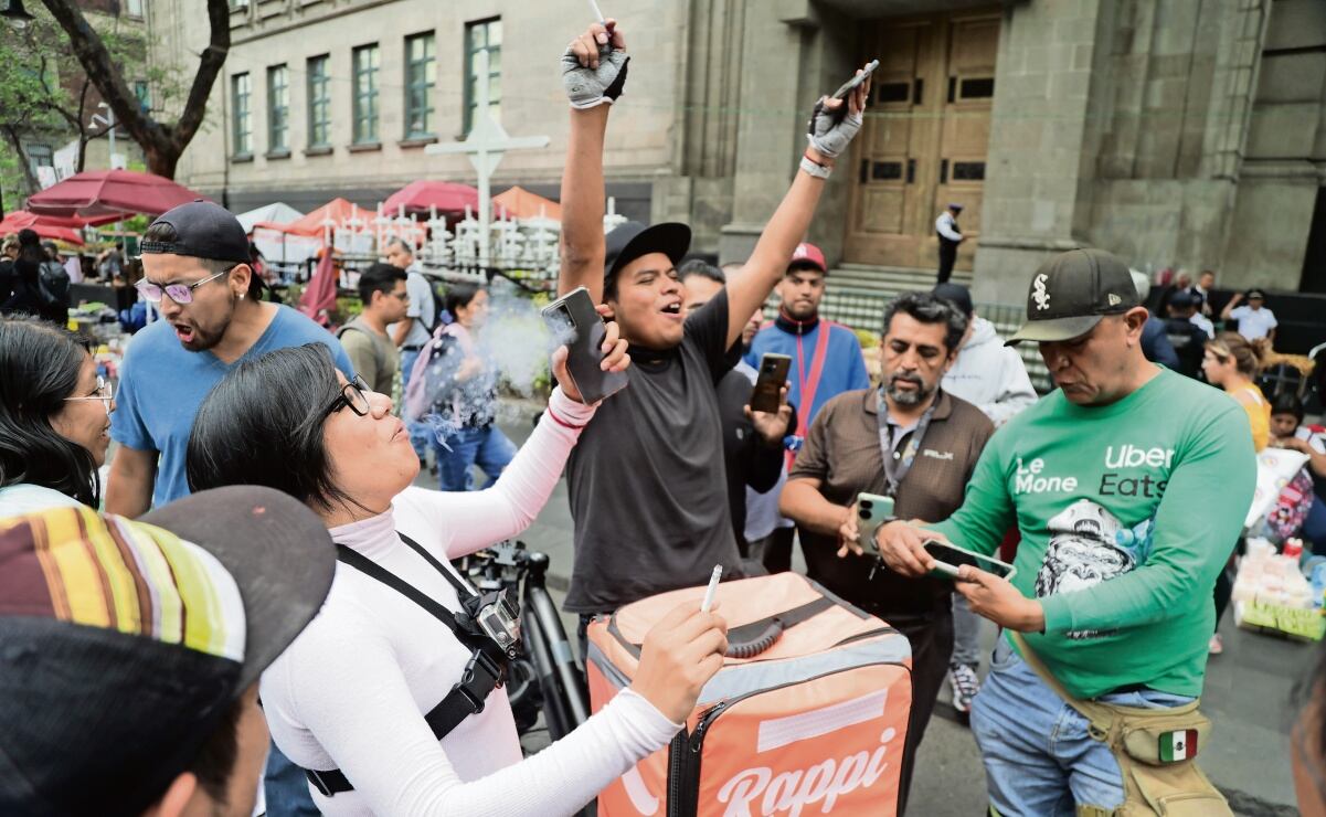 Canelo Álvarez agradece ser ejemplo de nuevas generaciones de boxeadores mexicanos