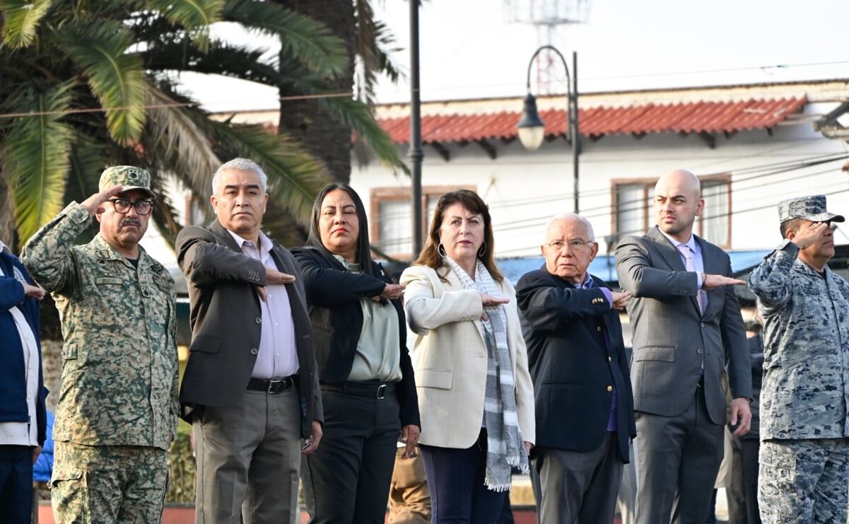 Elección judicial 2025: Cuelgan togas en edificio del Poder Judicial Federal de Morelos; protestan por proceso 