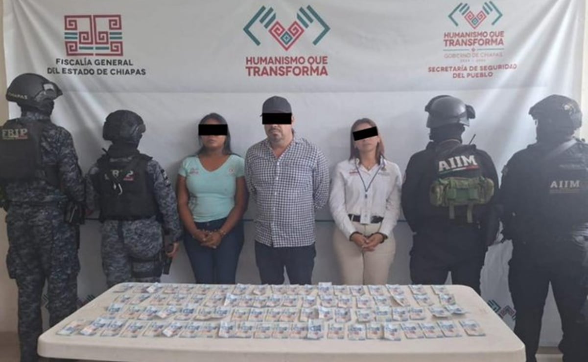 Entregan apoyos a 17 mil personas de 57 a 64 años 