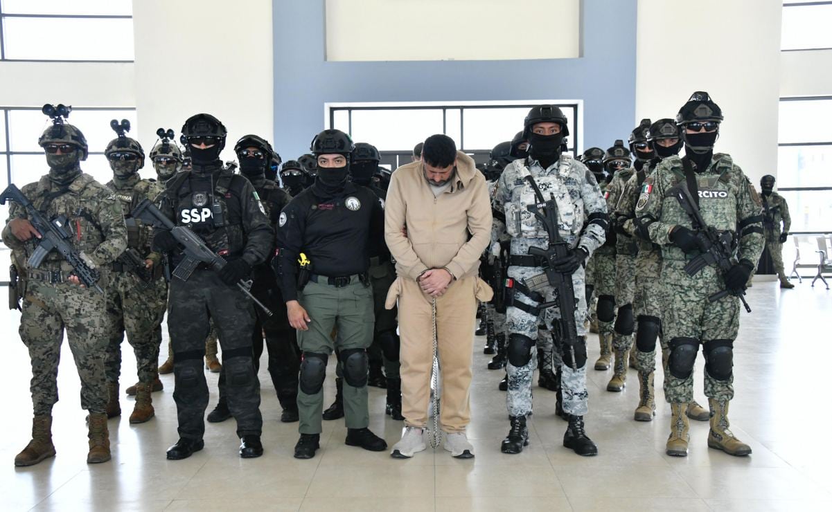 A pasajeros les reprograman vuelos para el viernes