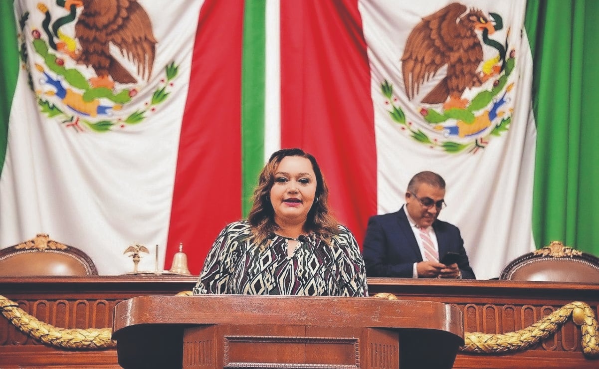 Alana Flores acepta que boxear es difícil; Sebastián Cáceres estará en Supernova para apoyarla 