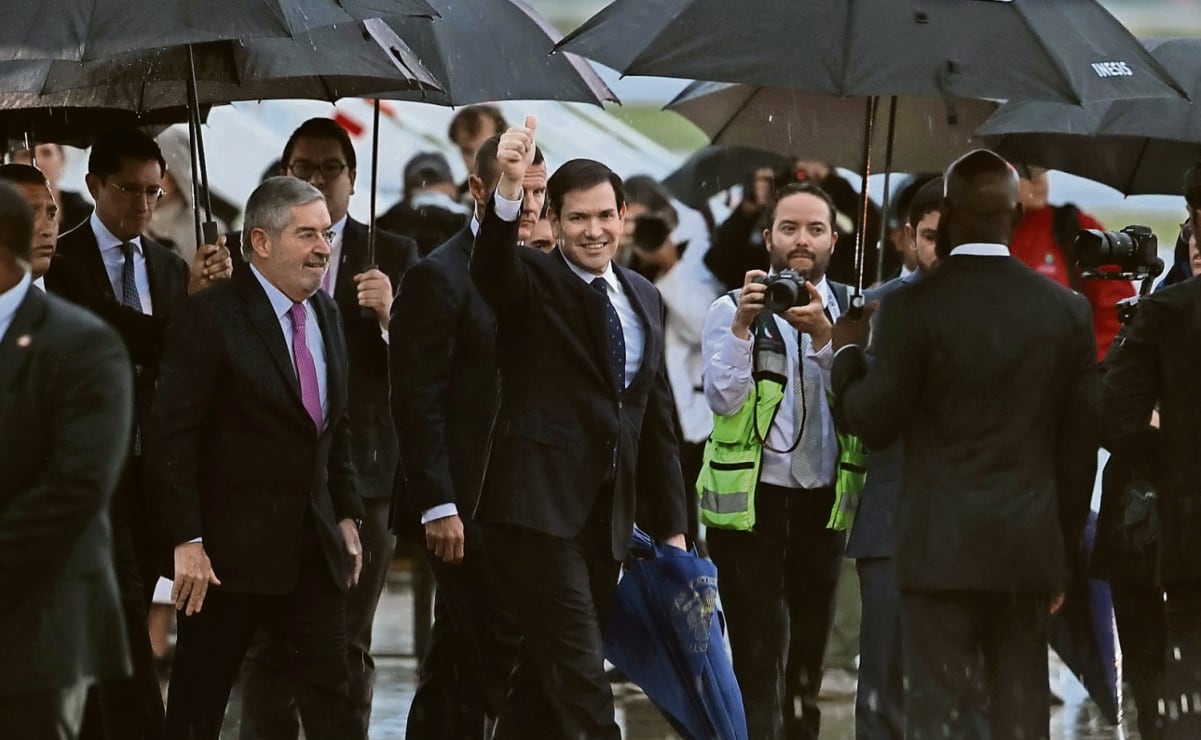 Alistan otro contrato para médicos cubanos; les pagan casa, chofer y dieta balanceada 