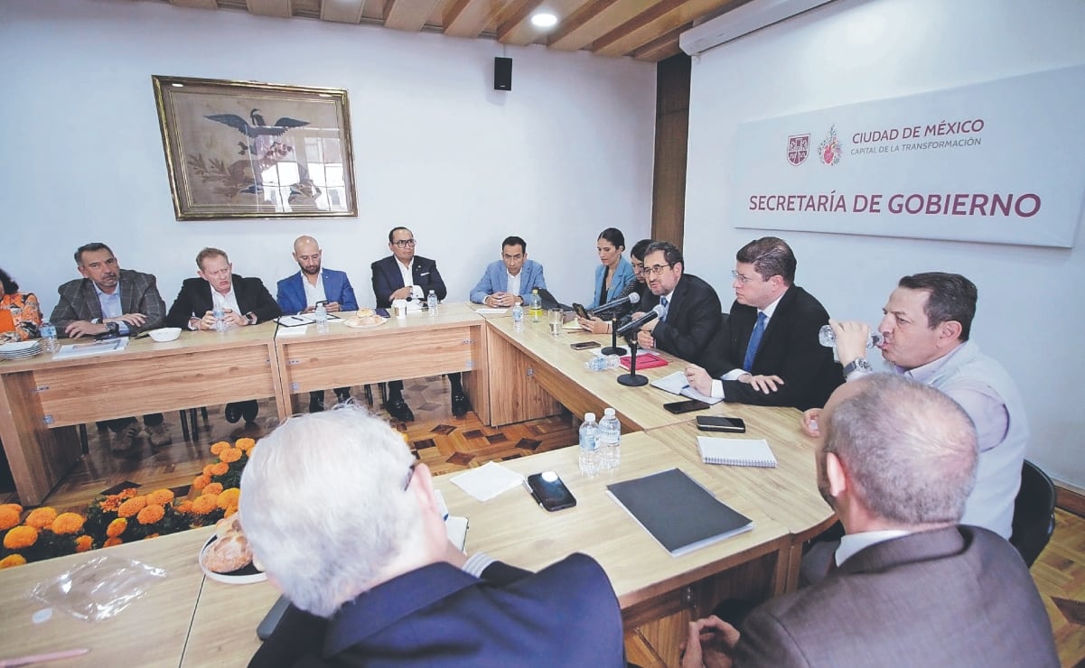 Abaten a 5 presuntos criminales en operativo tras la muerte de un policía de Sinaloa: Harfuch; aseguran armamento exclusivo del Ejército