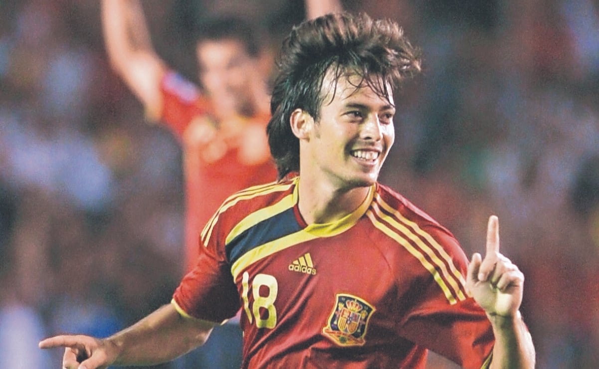 David Silva explica por qué al futbolista mexicano le cuesta trabajo jugar en la Premier League de Inglaterra 